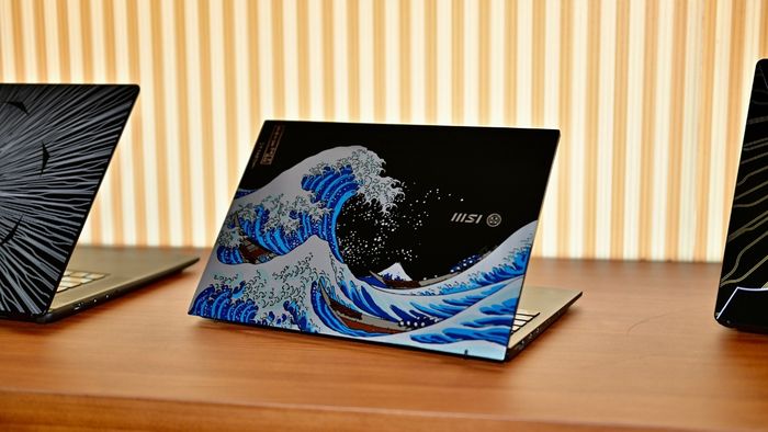 Prestige 13 AI+ Ukiyo-e Edition nằm trong bộ sưu tập phong cách thủ công độc đáo của MSI.