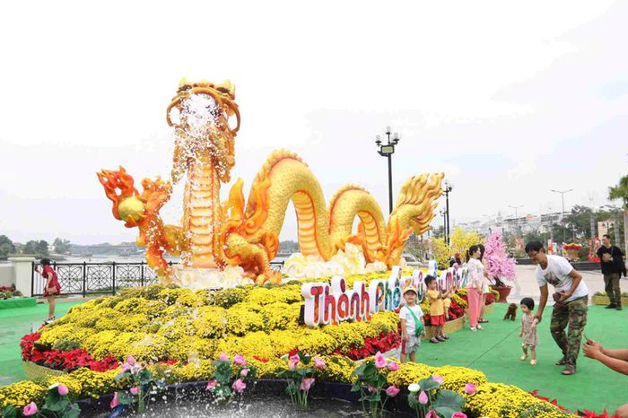 Phố đi bộ Bạch Đằng, điểm đến không thể bỏ qua tại Bình Dương