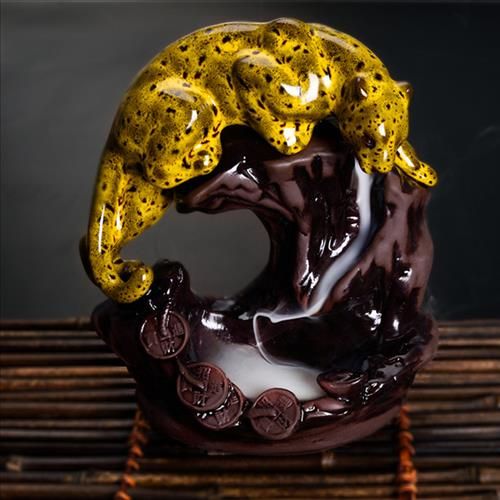 Thác khói hình Hoàng Kim Bao cho mệnh Mộc