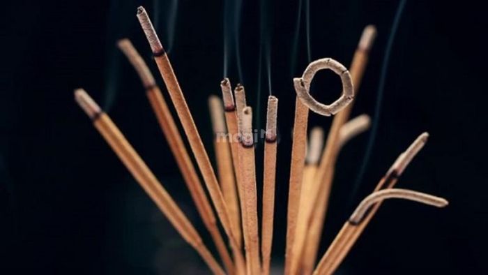 Hương cong, hương thẳng, không quan trọng bằng 