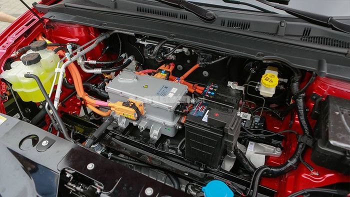 Thông số động cơ và khả năng vận hành của xe VF5