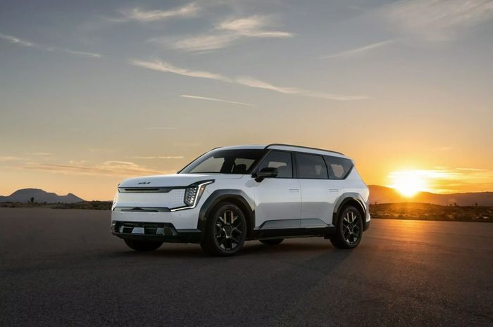 Kia EV9 2026.JPG