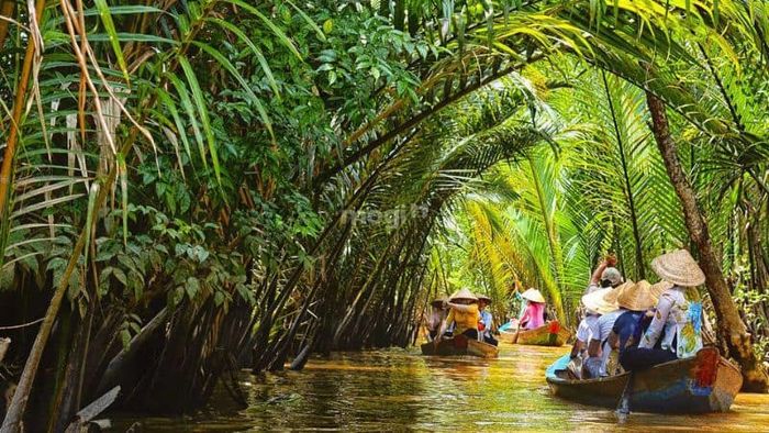 Các điểm đến nổi bật tại ngã ba Trung Lương