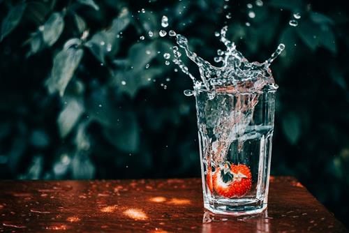 Sử dụng nước để thu hút những điều bạn mong muốn.
