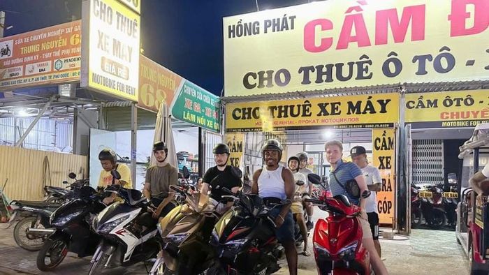 Cửa hàng Hồng Phát chuyên cho thuê xe máy Phú Quốc chất lượng