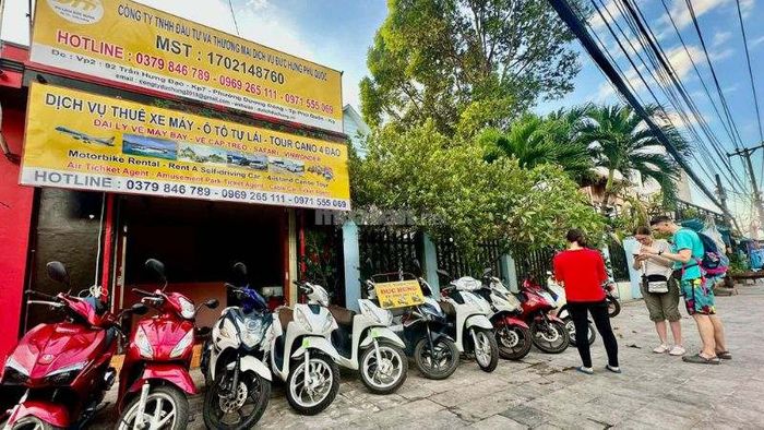 Thuê xe máy ở Phú Quốc cần chuẩn bị những gì?