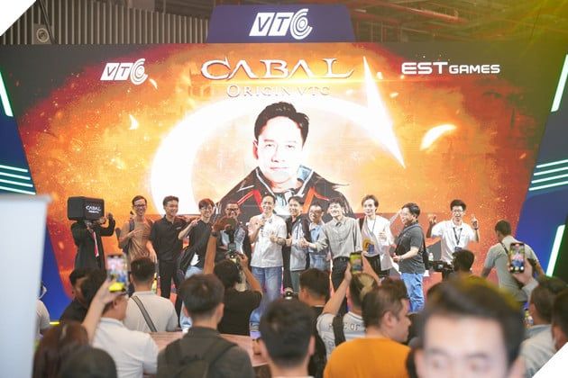 Duy Mạnh hòa nhập cùng cộng đồng người chơi Cabal