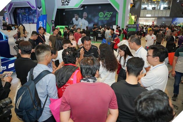 Người chơi có cơ hội gặp gỡ trực tiếp Nhà phát triển ESTGames