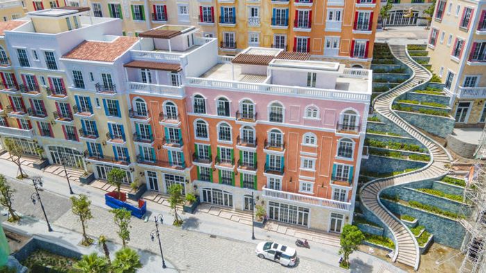 Khám phá điểm check-in tại Thị trấn Hoàng hôn Sunset Town Phú Quốc 6