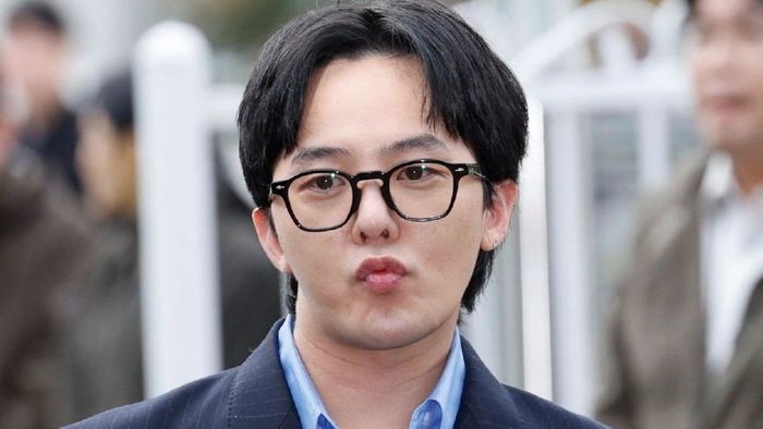 Hơn 12 kiểu tóc biểu tượng của G-Dragon được giới trẻ yêu thích và săn đón 10