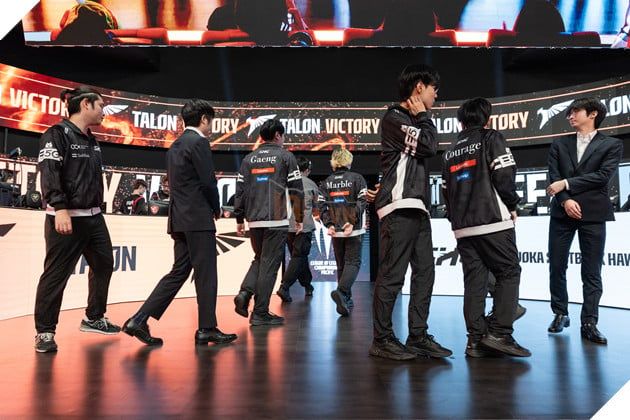TALON giành chiến thắng 2-0 trước SHG và tiếp tục tiến bước