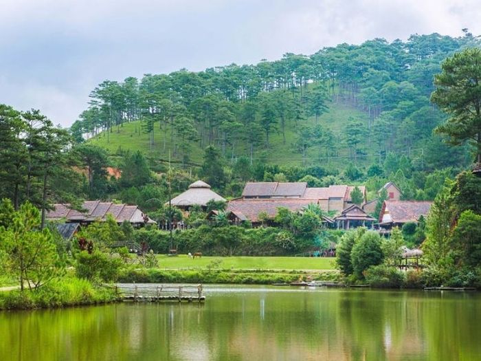 Làng Cù Lần Đà Lạt - Cuộc phiêu lưu vào xứ sở cổ tích 2