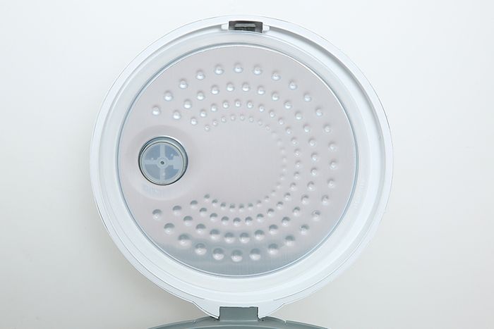 Nồi cơm nắp gài Sunhouse 1.8 lít SHD8602 - Nắp trong