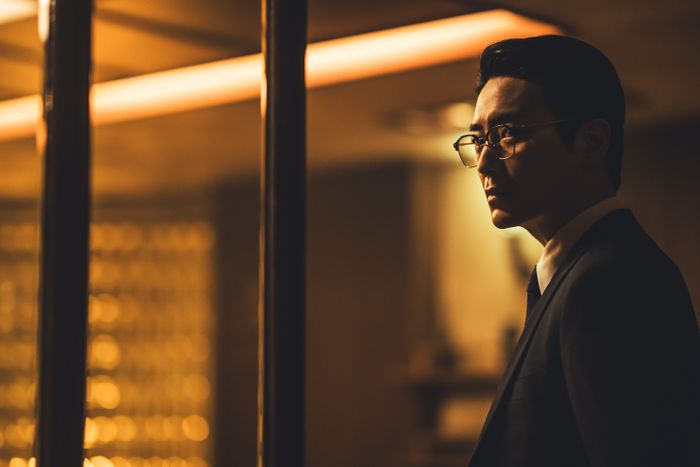 Cốt truyện của phim có phần dễ đoán, nhất là với những khán giả đã xem nhiều phim noir