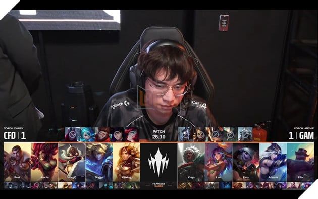 CTBC Flying Oyster đưa vào bộ ba Ezreal - Corki - Jayce đầy khó chịu ở tầm xa