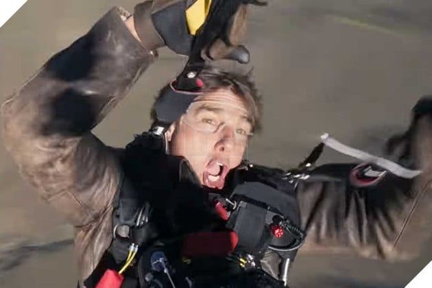 Cảnh nhảy dù trong phim MI8 của Tom Cruise.