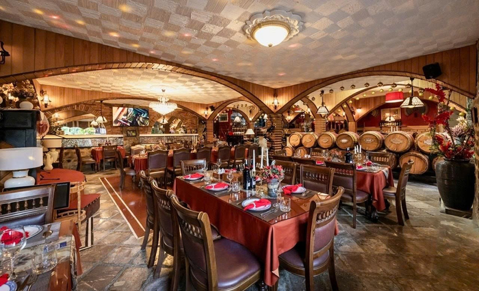 ham ruou vang Da Lat 2.png