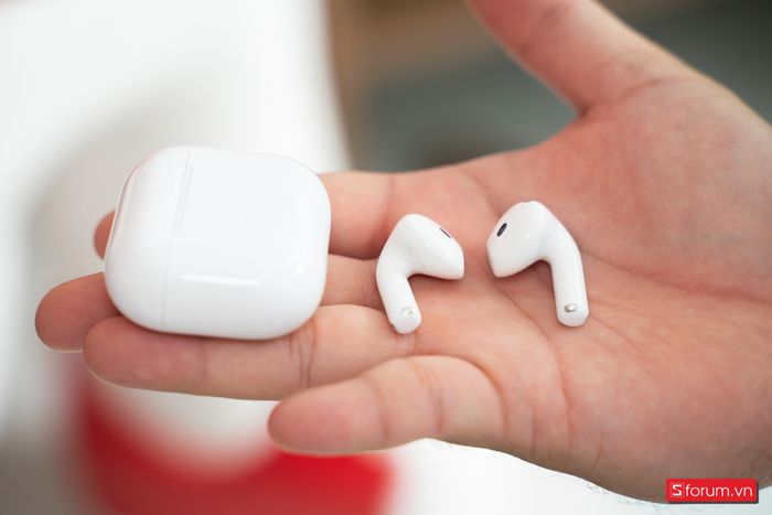 AirPods 4 sẽ sớm trang bị khả năng ghi âm chất lượng phòng thu.
