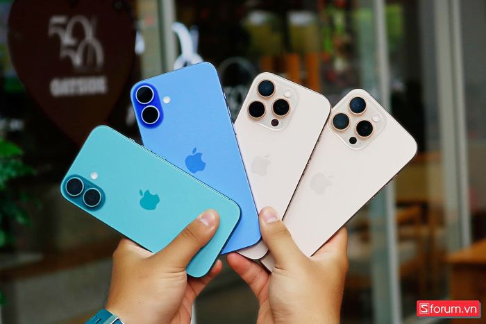Liquid Glass trong bối cảnh triết lý thiết kế lâu đời của Apple hình 1