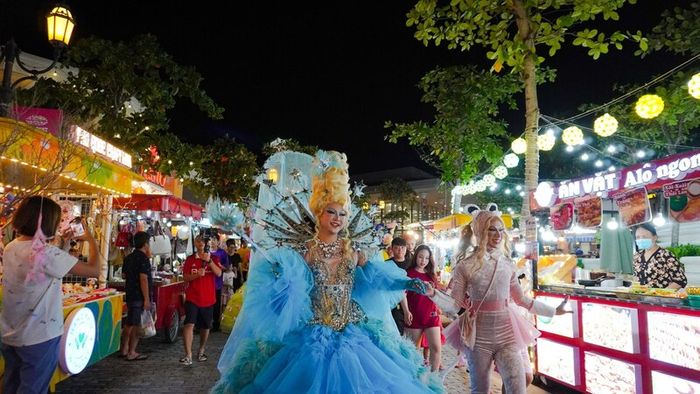 Da Nang Downtown, khu vui chơi giải trí đẳng cấp nằm bên sông Hàn 4, luôn thu hút du khách với các trải nghiệm thú vị.