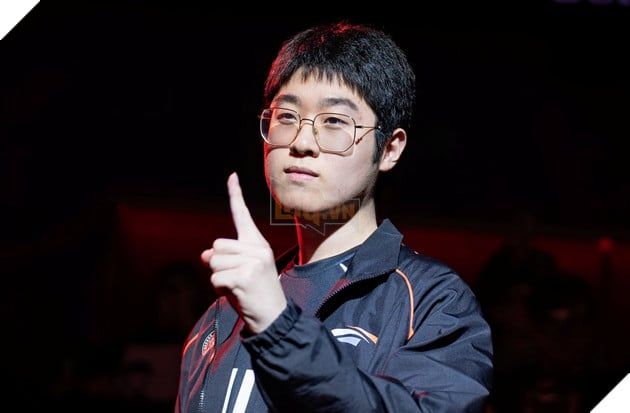 LMHT: Zeus đã chỉ ra rằng nghề tuyển thủ Esports chứa đựng nhiều yếu tố bất cập ảnh hưởng đến kỹ năng sống hàng ngày