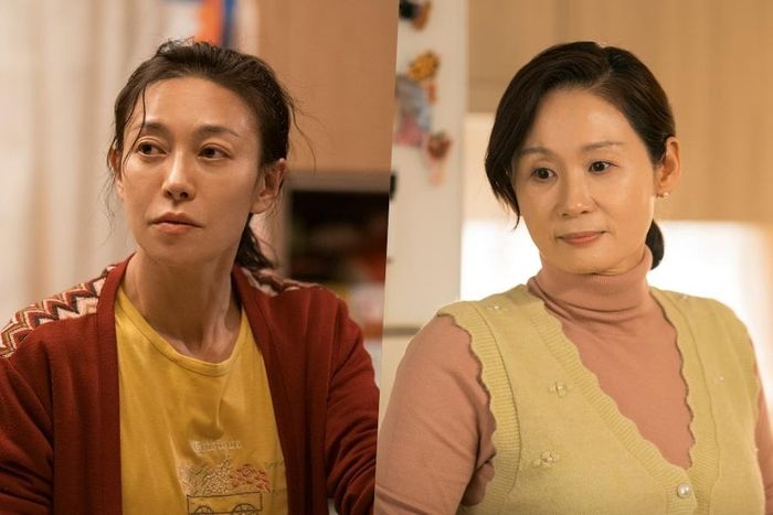 Dù là hàng xóm, mẹ của Ho Su và Mi Ji lại không thực sự hòa thuận với nhau.