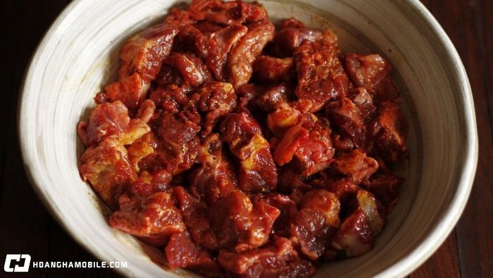 cach-nau-bo-sot-vang-chuan-vi-mien-bac-tai-nha-9