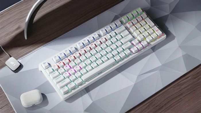 Aurora GK10 nổi bật với thiết kế 98 phím tinh gọn, kiểu dáng công thái học