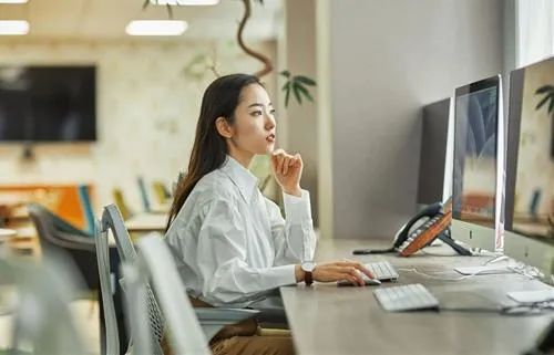 tuổi may mắn nhất trong công việc ngày 12/6/2025