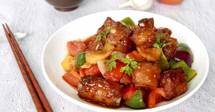huong-dan-lam-suon-xao-chua-ngot