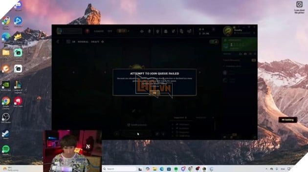 Huyền thoại DOTA 2 vướng vào tình huống khó xử khi mới làm quen với LMHT chưa lâu