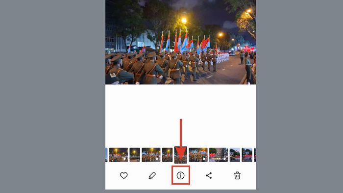 Minh họa chi tiết cách thêm vị trí vào ảnh Android - Bước 2