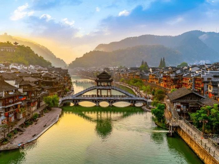 Phượng Hoàng cổ trấn - Một trong 'Tứ đại danh trấn' lừng danh Trung Hoa