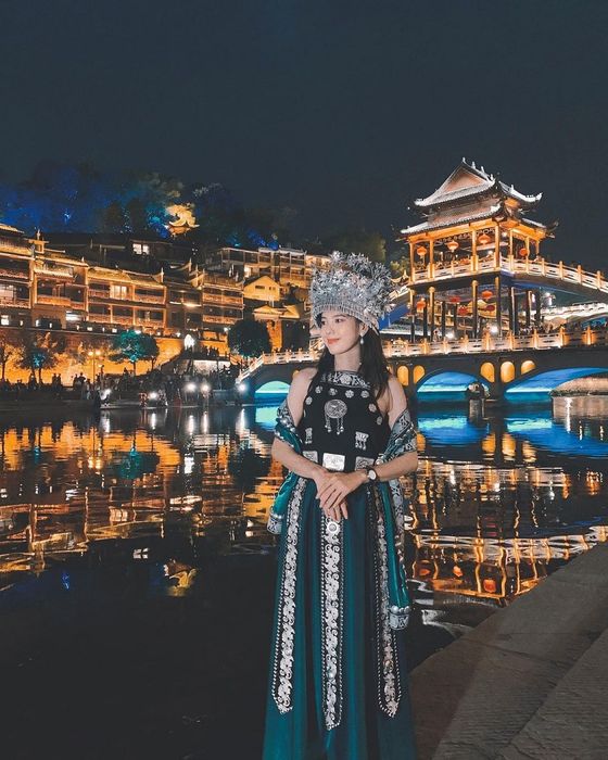 Hệ thống cầu độc đáo làm nên nét quyến rũ của Phượng Hoàng cổ trấn