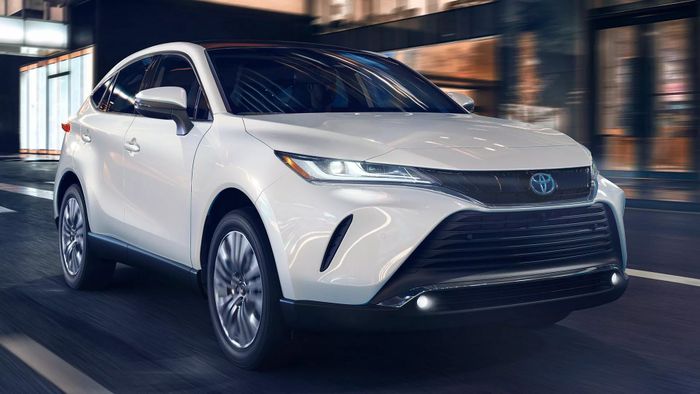 2024-Toyota-Venza.jpg