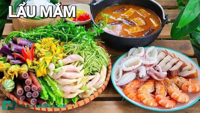 cach-nau-lau-mam-11