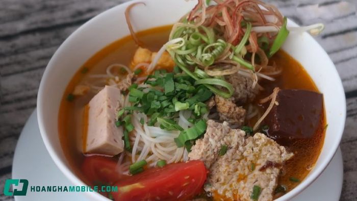 huong-dan-trinh-bay-bun-rieu