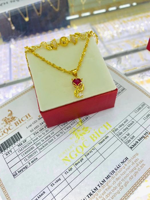 Bộ sưu tập nhẫn cưới tinh xảo tại Ngọc Bích Jewelry