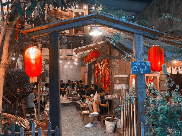 Tiệm Trà Cỏ Ngọt - Khu vườn vintage đầy mộng mơ