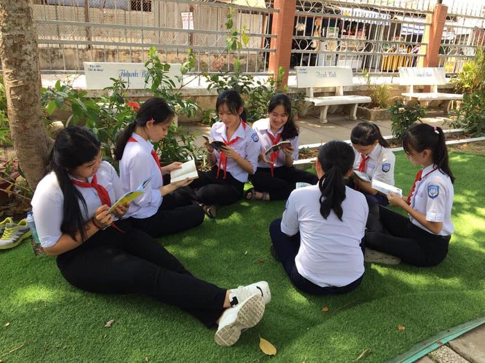 Hoạt động giảng dạy và học tập sôi nổi tại Trường THCS Vĩnh Phúc