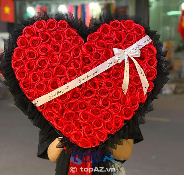 Địa chỉ mua hoa sáp chất lượng với giá thành phải chăng tại quận Hoàn Kiếm