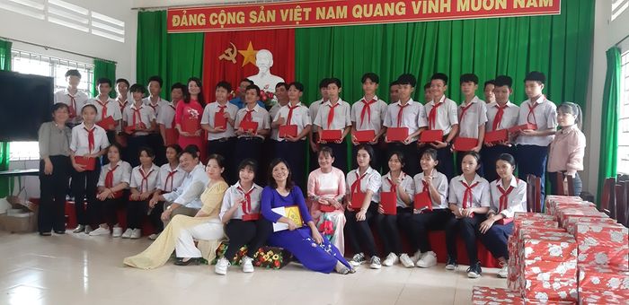 Thư viện hình ảnh đẹp về Trường THCS Hoàng Lam