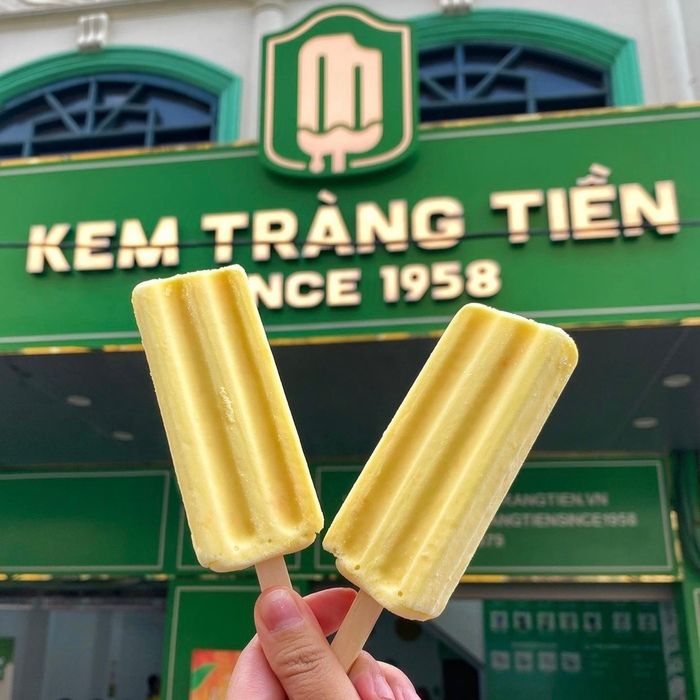 Kem Tràng Tiền - Tinh hoa ẩm thực qua từng lớp sóng thời gian