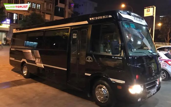 limousine-lam-phong-cach-sang-trong-Mytour