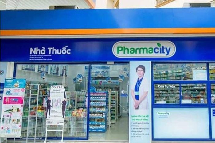 Hình ảnh đội ngũ dược sĩ chuyên nghiệp tại Nhà thuốc Pharmacity