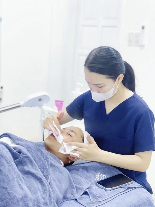 Khám phá không gian sang trọng tại Lamia Clinic & Spa qua loạt ảnh đẹp mê hoặc - nơi hội tụ tinh hoa chăm sóc sức khỏe và sắc đẹp.