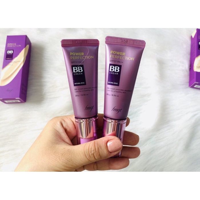 Hình ảnh thực tế Thefaceshop Power Perfection BB Cream - Lớp nền mịn màng hoàn hảo