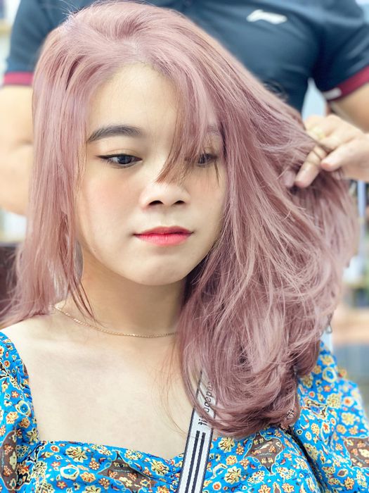 Không gian hiện đại và sang trọng tại Salon KHÔI