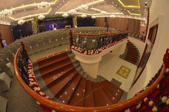 Không gian tiệc cưới sang trọng tại Nhà Hàng Chen