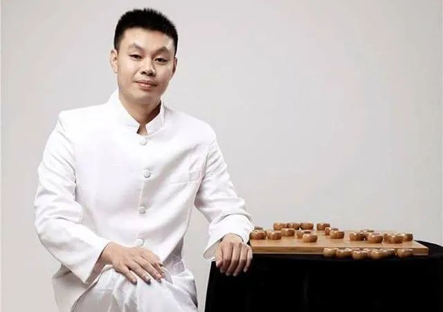 Hình ảnh 'Khương Thất Công' Hứa Ngân Xuyên - Huyền thoại 3 lần vô địch thế giới